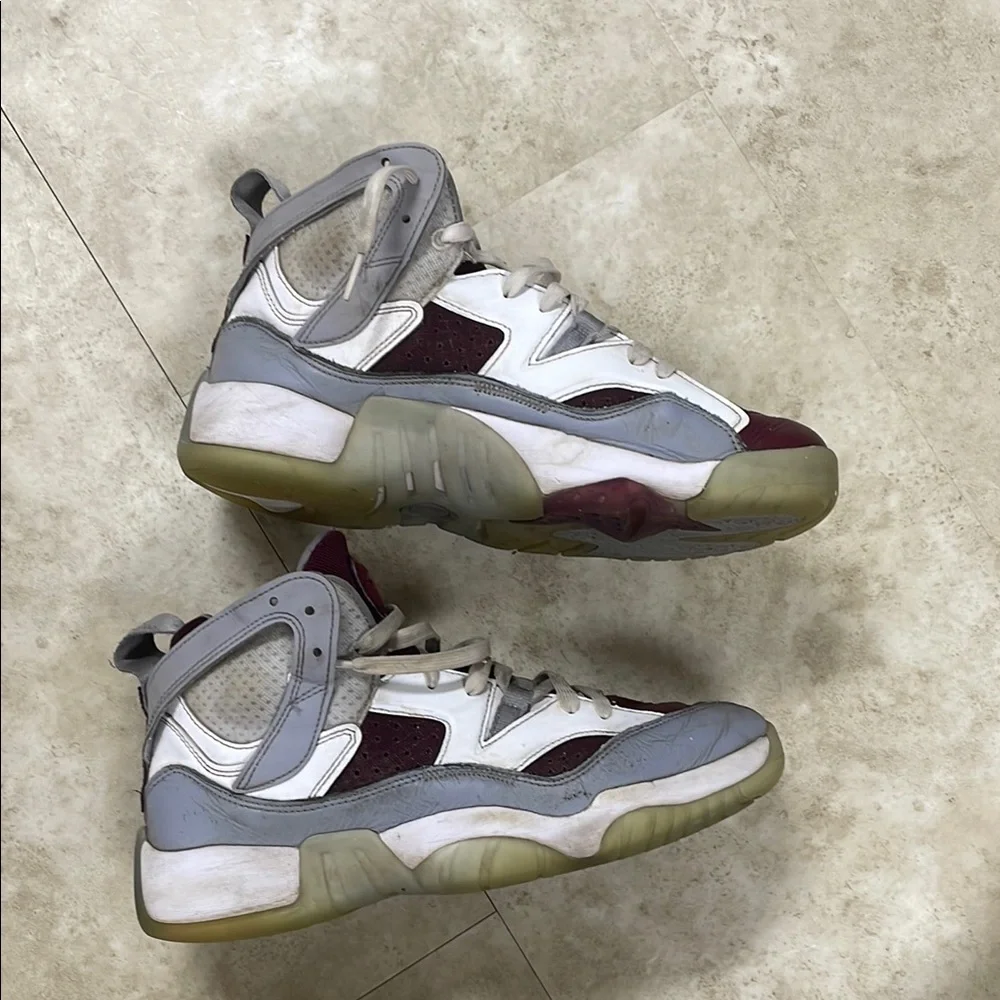 Nike Jordan Jumpman Two Trey 9.5